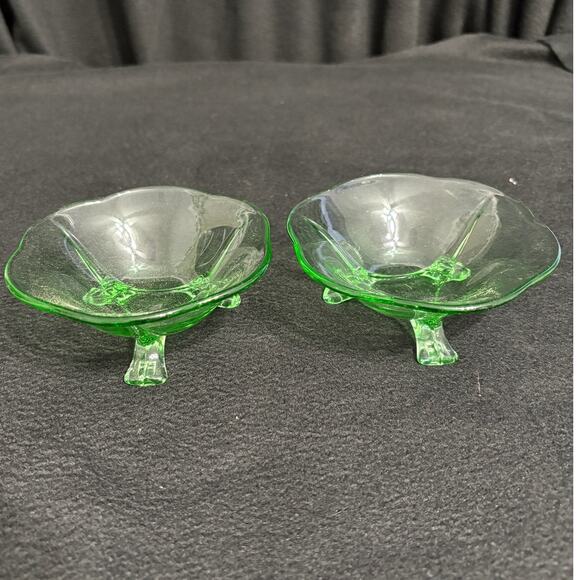 2 Fostoria Green Footed Bowl Depression Uranium  Glass - Picture 1 of 8